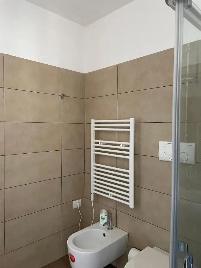 Confortevole Bilocale In Largo Marinai D'Italia Milan Apartment
