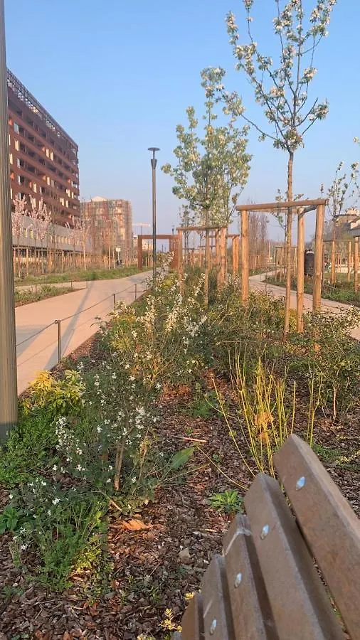 Appartement Confortevole Bilocale In Largo Marinai D'Italia Milaan Italië